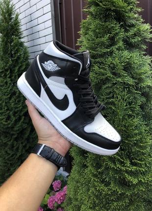 Чоловічі кросівки nike air jordan 1 retro white black grey