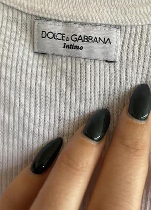 Базовий топ в рубчик dolce&gabbana оригінал, біла футболка в рубчик, брендовий топ люкс, базовая футболка в рубчик, брендовый топ оригинал4 фото