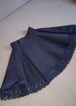 Классная нарядная юбка с кружевом на р 122-1343 фото