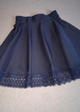 Классная нарядная юбка с кружевом на р 122-1344 фото