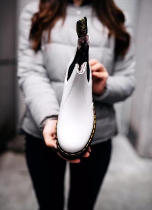 Ботінки жіночі dr. martens chelsea 2976 white

/ женские ботинки мартинс7 фото