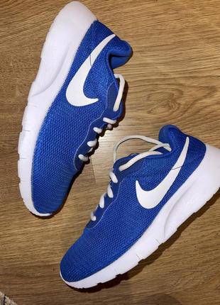 Кроссовки nike