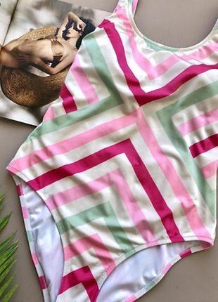 Суцільний купальник геометричний принт