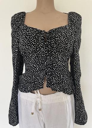 Нова стильна блуза bershka