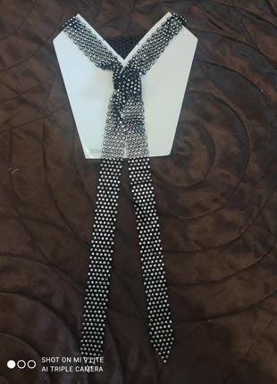 Красивый галстук со стразами для любителей гламура