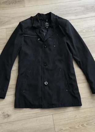 Куртка вітровка класична чорна вітровка класична чорна 46 розмір