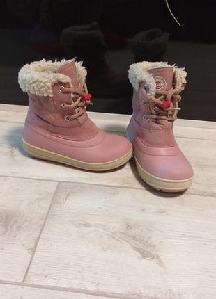 Чоботи (черевики)