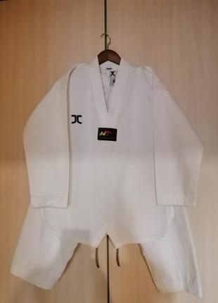Кімоно з штанами. тхевондо та ін східні види спорту. бренд jcalicu uniform. зроблено в кореї.