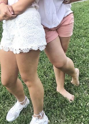 Стильные шорты