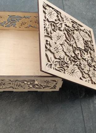 Шкатулка деревянная с фанеры