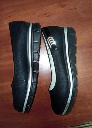 Черные новые туфли туфельки на девочку в школу ортопедическая стелька6 фото