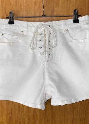 Білі джинсові шорти на шнурівці з високою посадкою fb sister1 фото