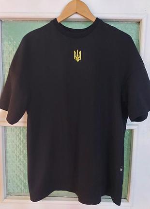 Футболка с вышивкой (гербом)😍😇🤗