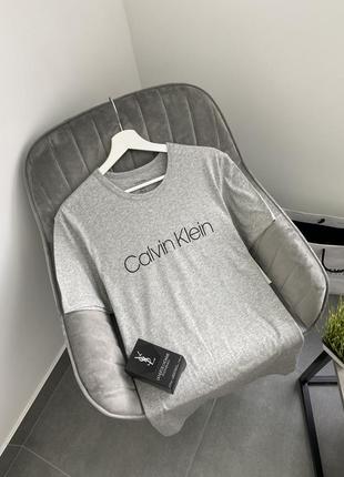 Calvin klein фтболка