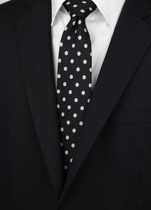Краватка в горошок