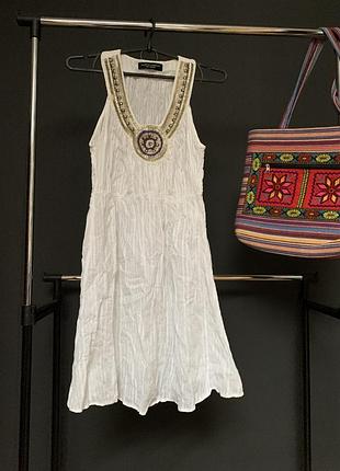 Літня сукня в єгипетському стилі