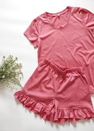 Пижама с рюшами кораллового цвета