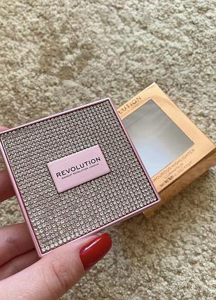 Хайлайтер revolution 🌸