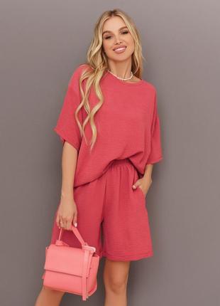 Темно-рожевий вільний костюм з шортами
