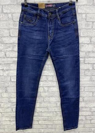 Мужские прямые зауженные к низу синие джинсы1 фото