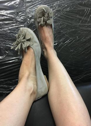 Сірі балетки замшеві туфлі човники lavorazione artigianale2 фото