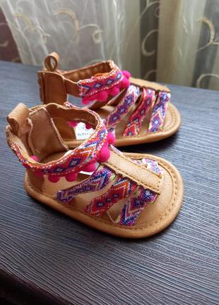 Сандалики для малятка, пінетки