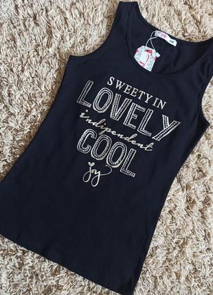 Чорна майка з принтом