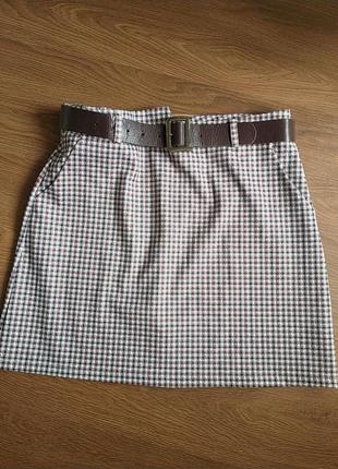 Стильная юбка с карманами+ ремень