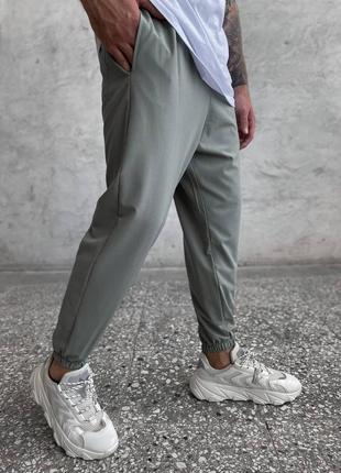 Легкі чоловічі бавовняні спортивні штани світло-м'ятному кольорі2 фото