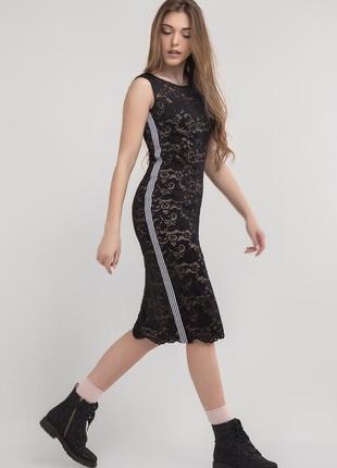 Ультрамодне плаття з чорного гіпюру2 фото