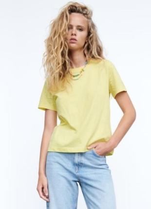 Zara футболка бледно-желтая2 фото