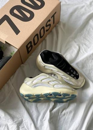 Кросівки adidas yeezy 700 v3 azael4 фото