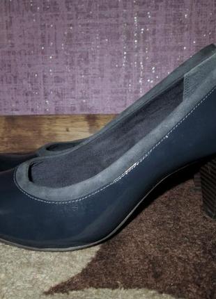 Туфли лаковые clarks3 фото