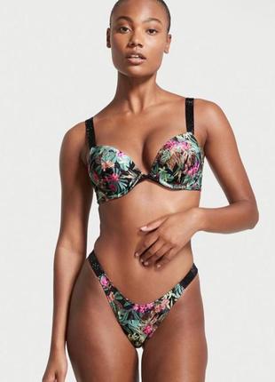 Купальник з нової колекції victoria's secret