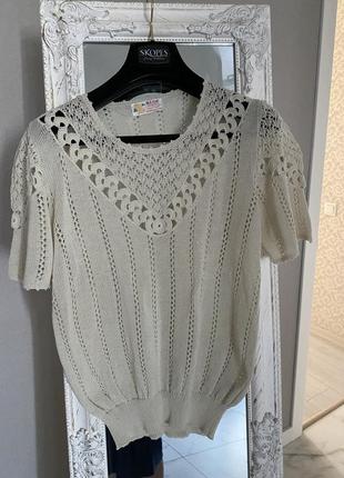 Рчень красивая вязанная блузка