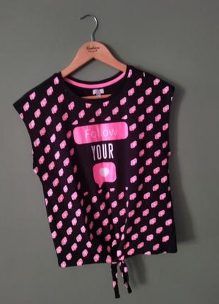 Футболка жіноча follow your