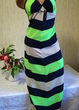 Длинный сарафан с открытой спиной