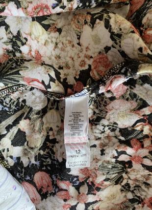 Платье вискозное в цветочный принт с карманами и поясом7 фото