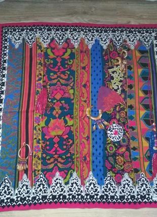 Louis feraud яркий шелковый платок