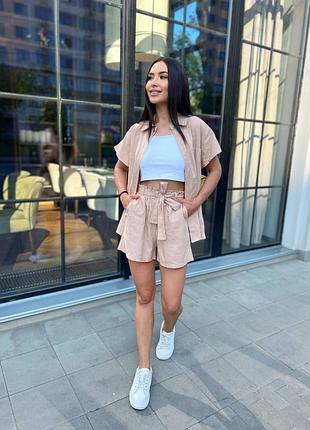 Костюм жіночий