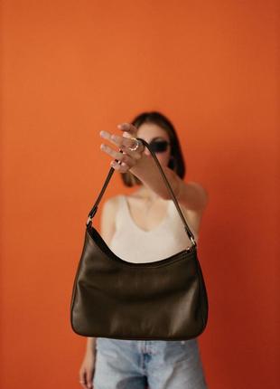 Оливкова шкіряна сумка a-symetric, жіноча сумка зі шкіри, асиметрична сумка bagster