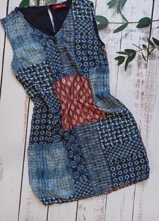 Сукня прямого крою