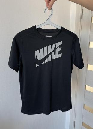 Черная футболка nike dri-fit размер xl1 фото