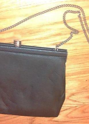 Маленька вінтажна сумочка-клатч на ланцюжку, кожзам3 фото