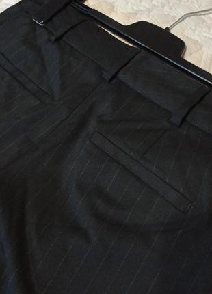 Короткі шорти з костюмної тканини3 фото