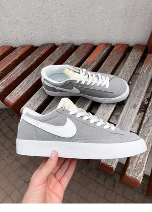 Кросівки жіночі nike blazer low сірі / кросівки чоловічі найк блейзер низькі сірі кроси