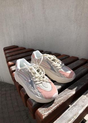 Кроссовки женские adidas yeezy 700 серые розовые / кросівки жіночі адидас адідас изи рожеві кроссы4 фото