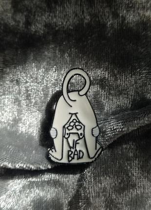 Пин брошка кот надпис хвіст