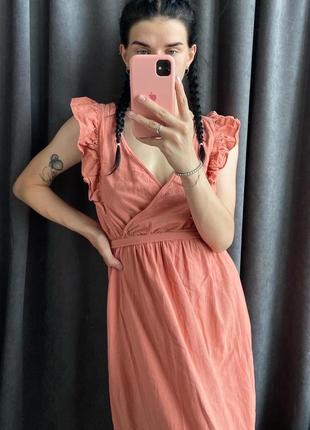 New look сукня плаття міді довжина довжини міді персикове персикового кольору із рюшами із вирізом на грудях жіноче плаття довге6 фото