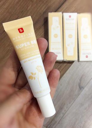 Erborian super bb з женьшенем